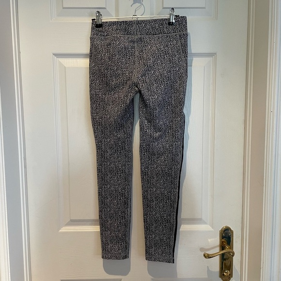 Under armour leggings - Picture 2 of 2